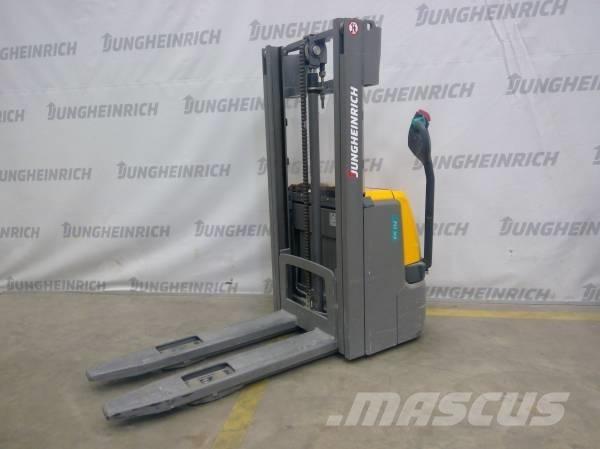Jungheinrich EJC 112 Pedestrian stacker