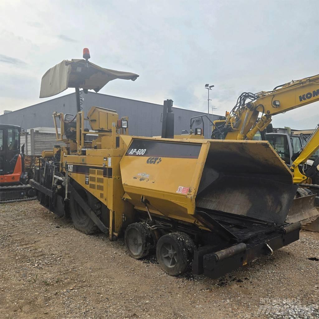 CAT AP 600 Asphalt pavers