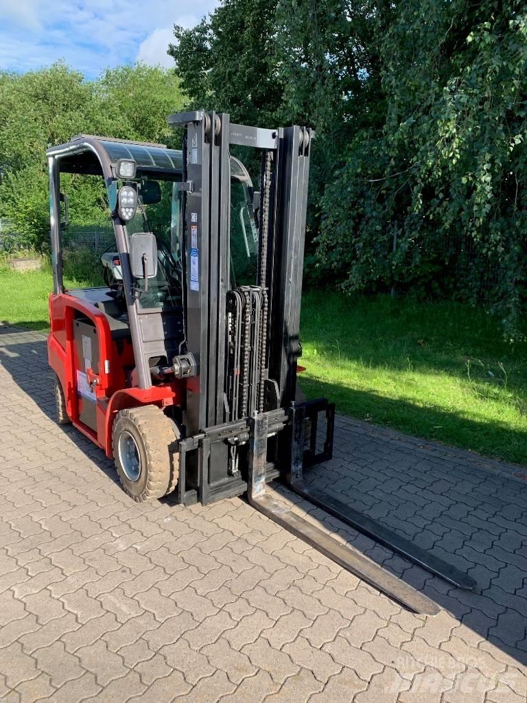 Manitou ME425C Electric Forklifts