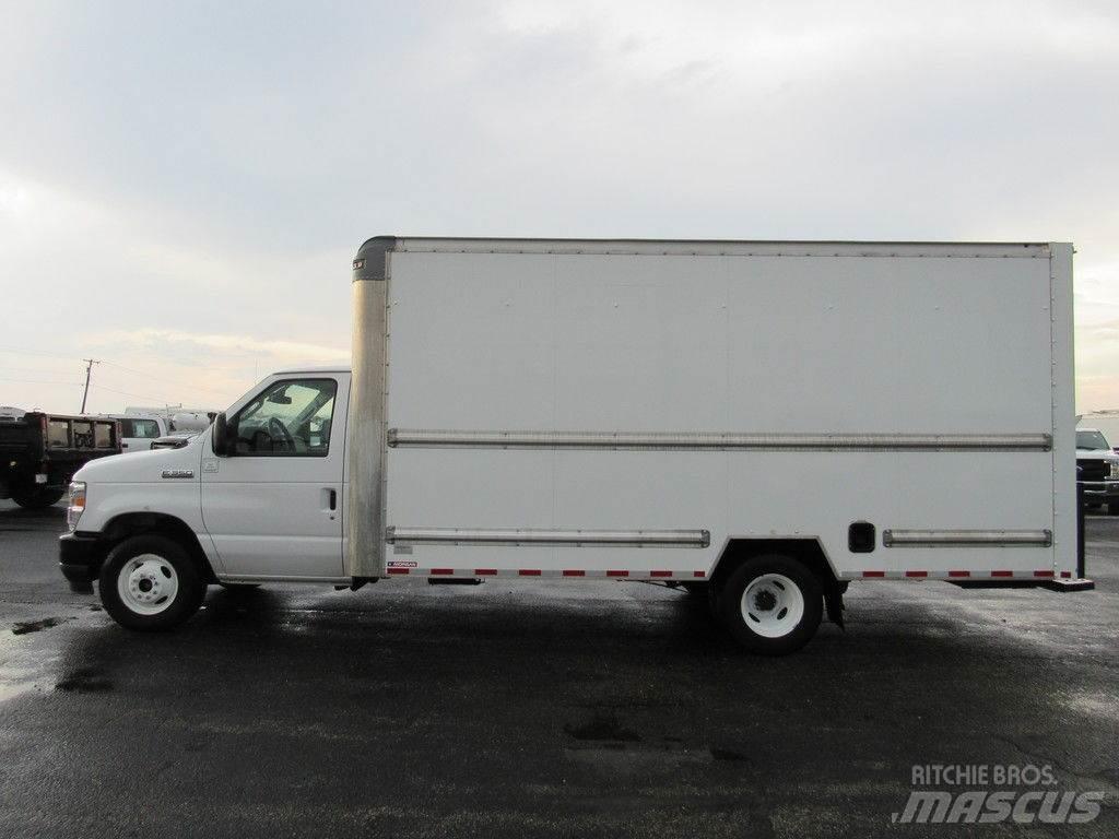 Ford E-350 Box trucks