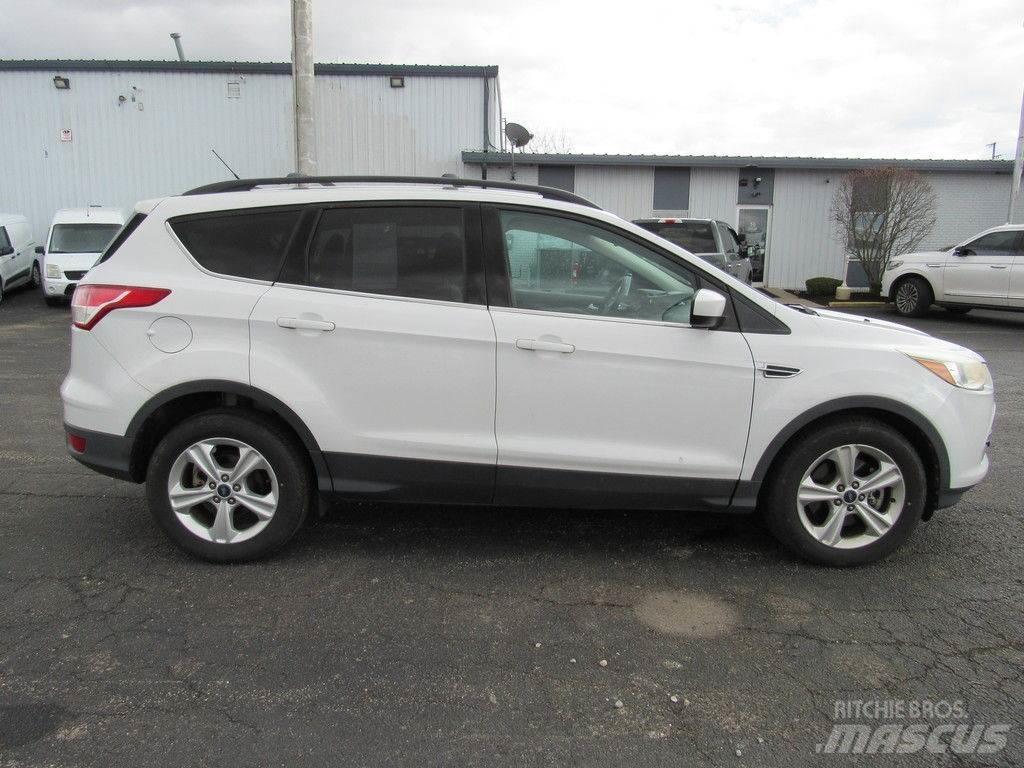 Ford Escape Automobiles / SUVS
