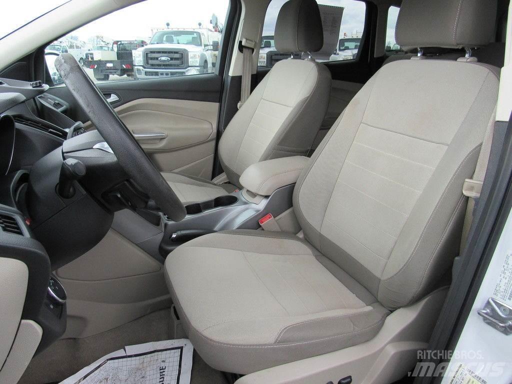 Ford Escape Automobiles / SUVS