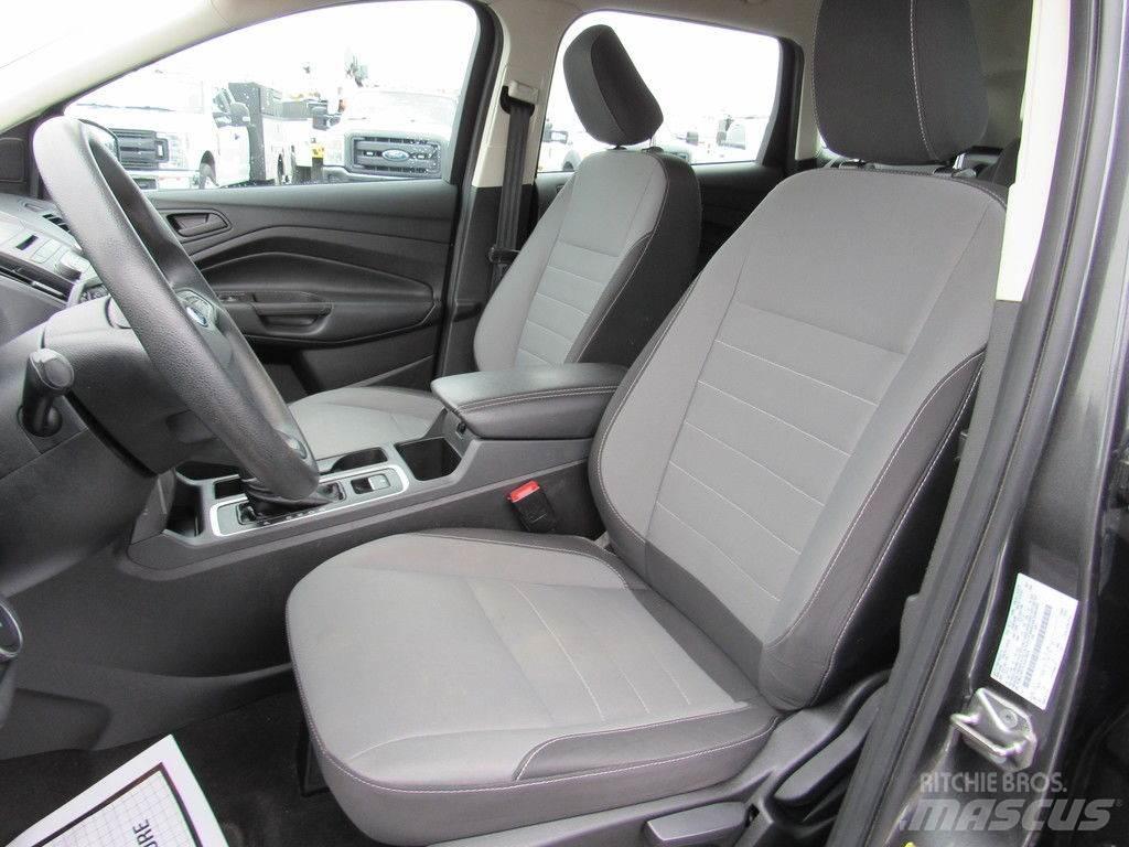 Ford Escape Automobiles / SUVS