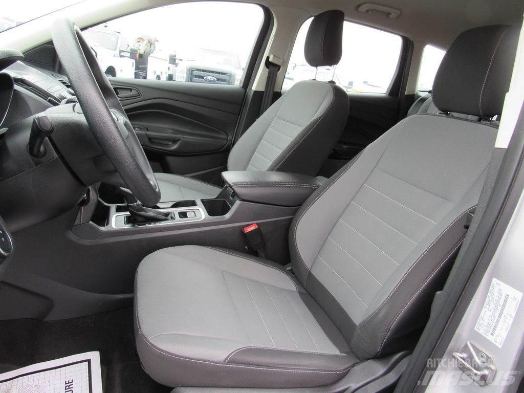 Ford Escape Automobiles / SUVS