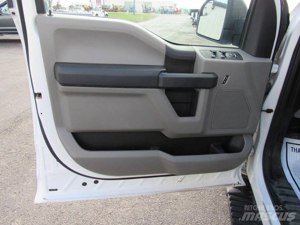 Ford F-150 Pickup Trucks