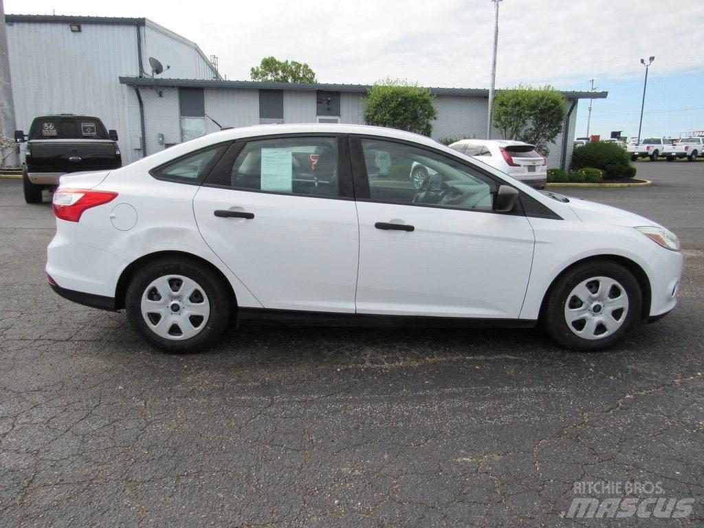 Ford Focus Automobiles / SUVS