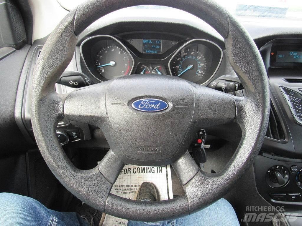 Ford Focus Automobiles / SUVS