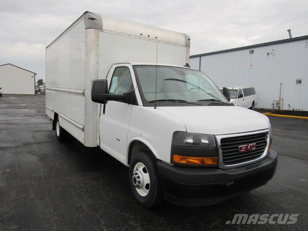 GMC Savana 3500 Box trucks