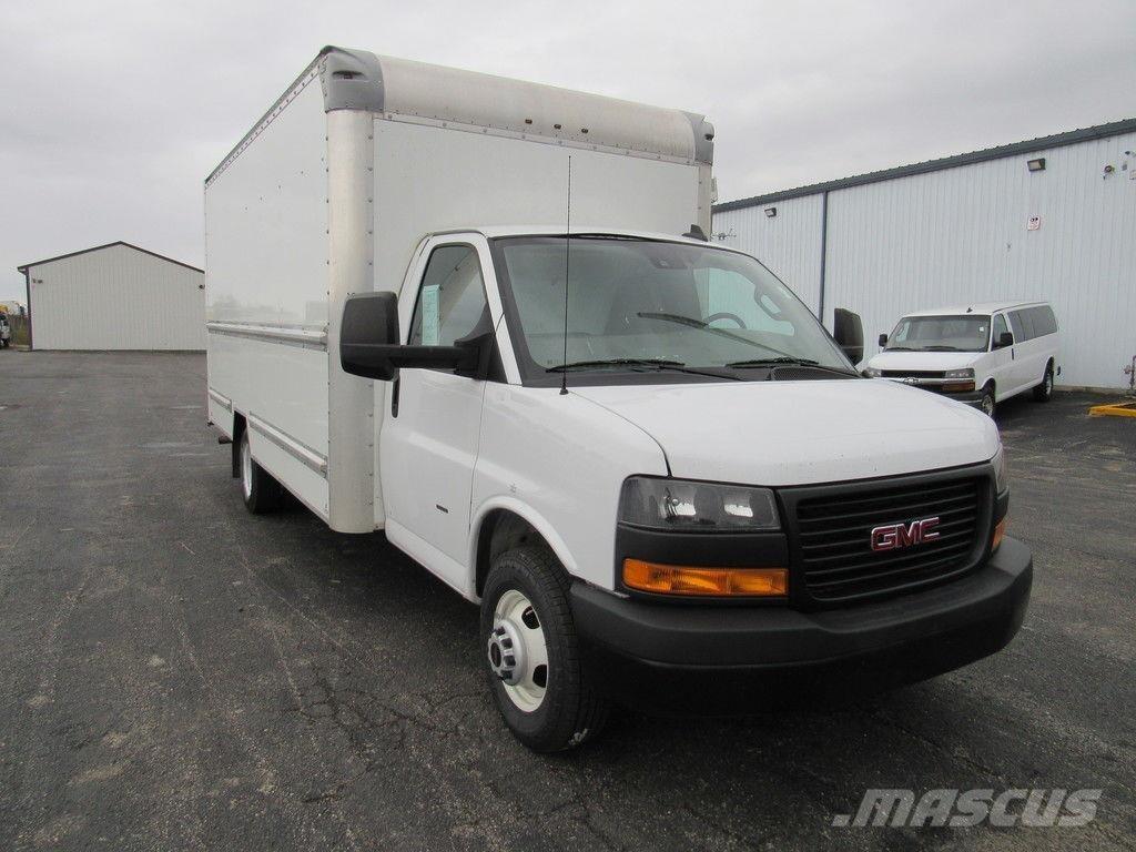 GMC Savana 3500 Box trucks