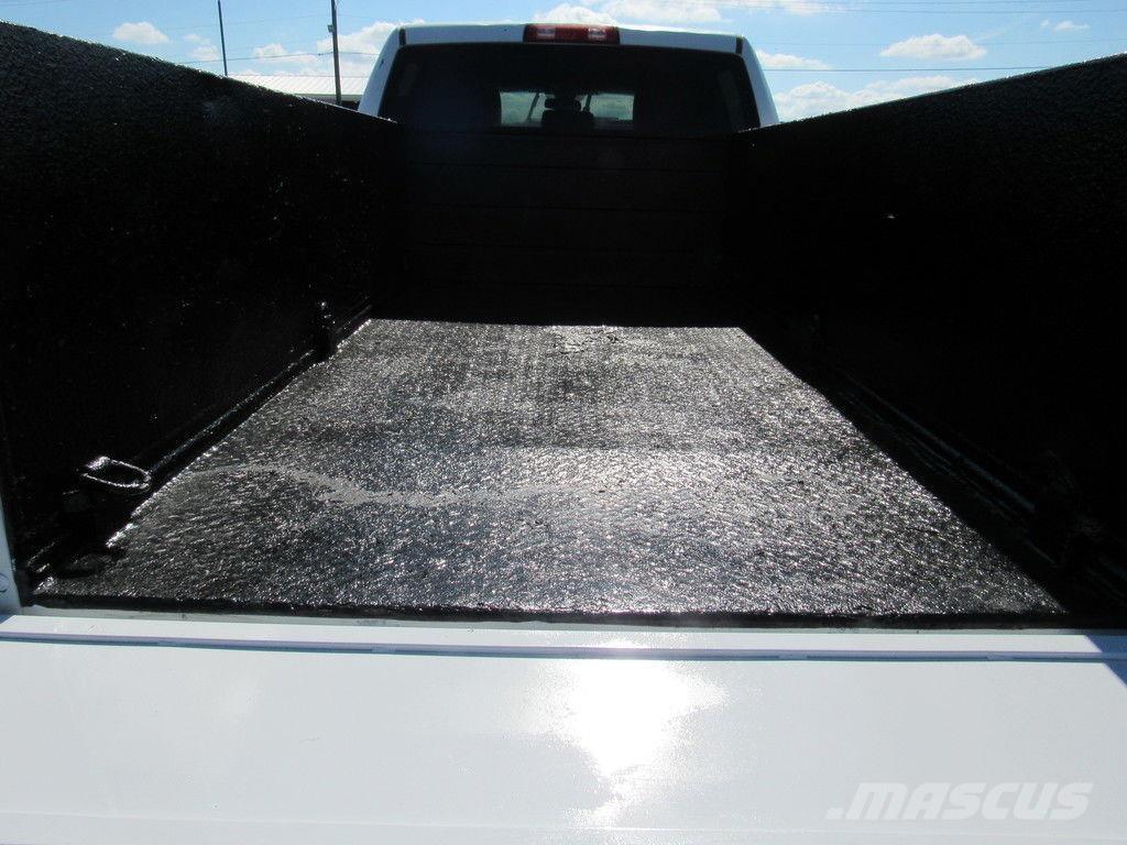 RAM 2500 Tow Trucks / Wreckers