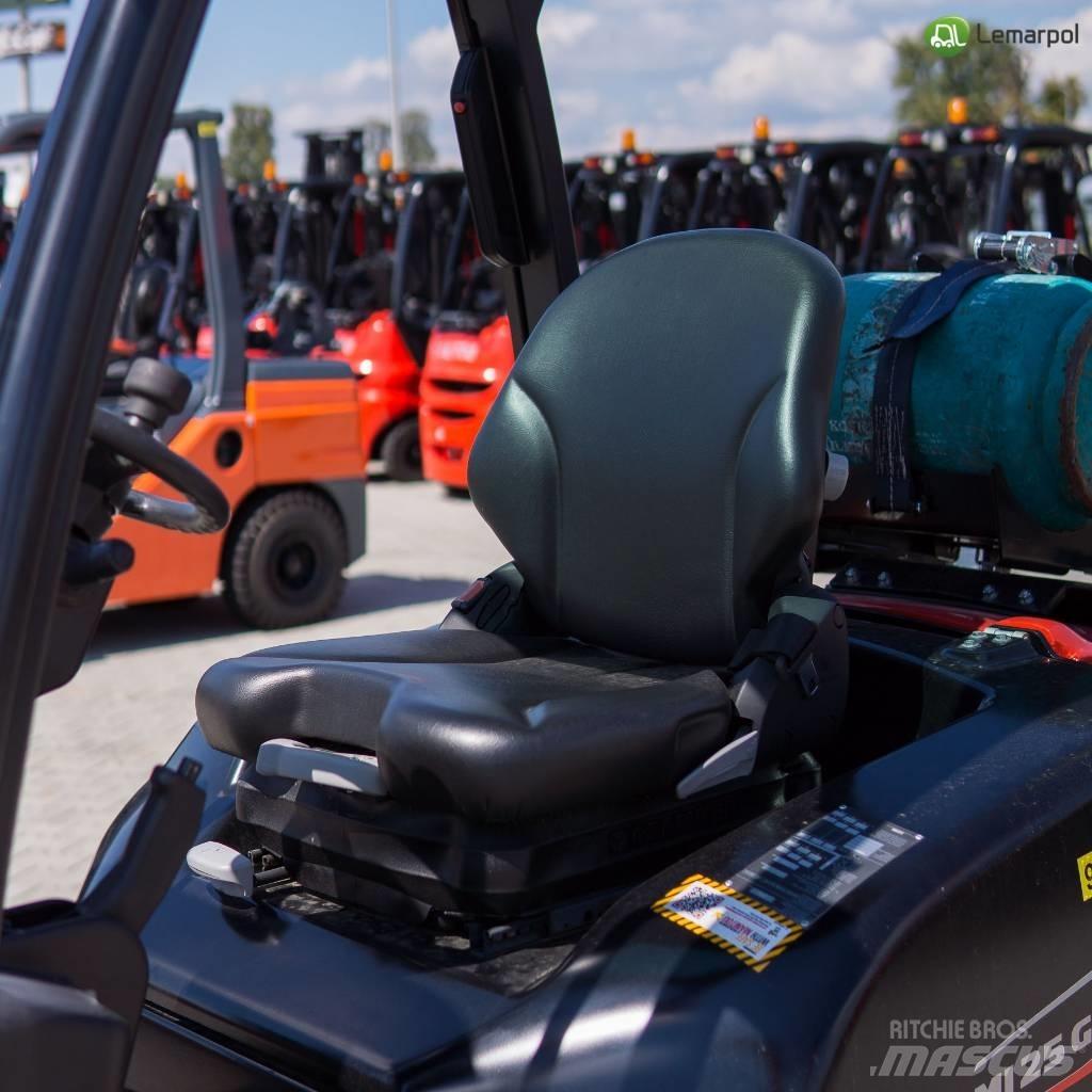 Manitou MI 25 G LPG trucks