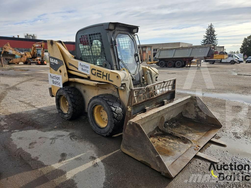 Gehl 6640 Skid Steer Loaders