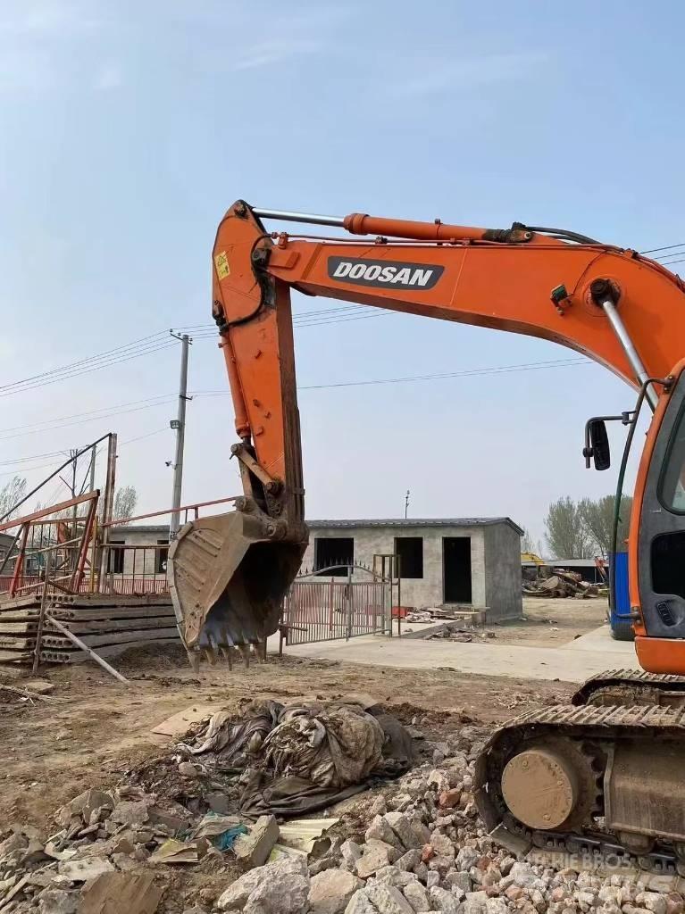 Doosan DX 225 LCA Crawler Excavators