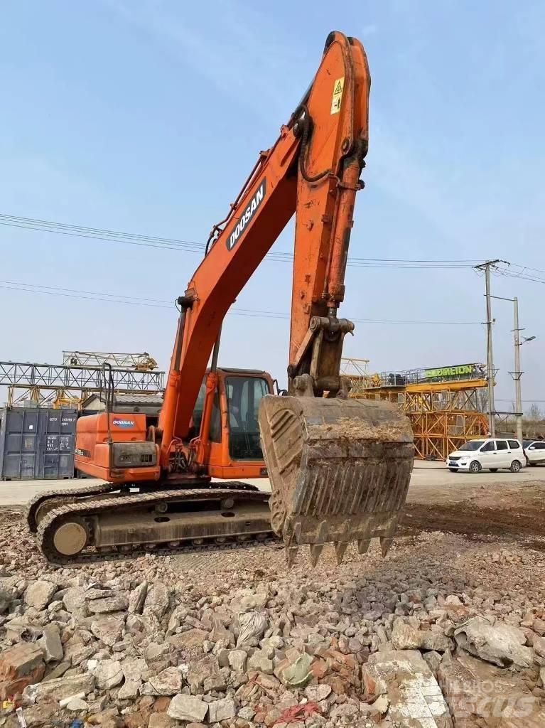 Doosan DX 225 LCA Crawler Excavators
