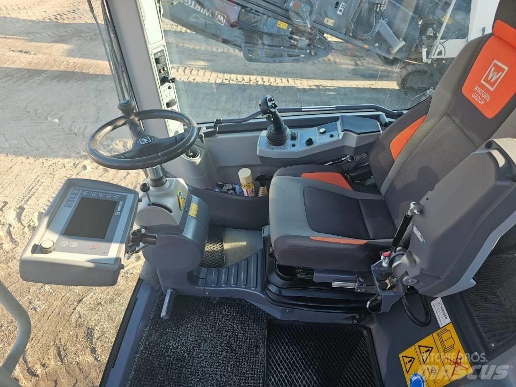 Wirtgen WR 200i Asphalt Recycling Equipment