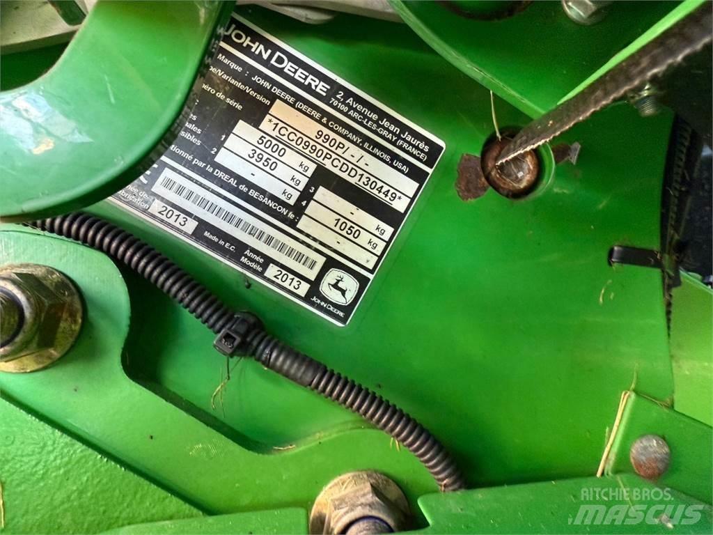 John Deere 990 Round Balers