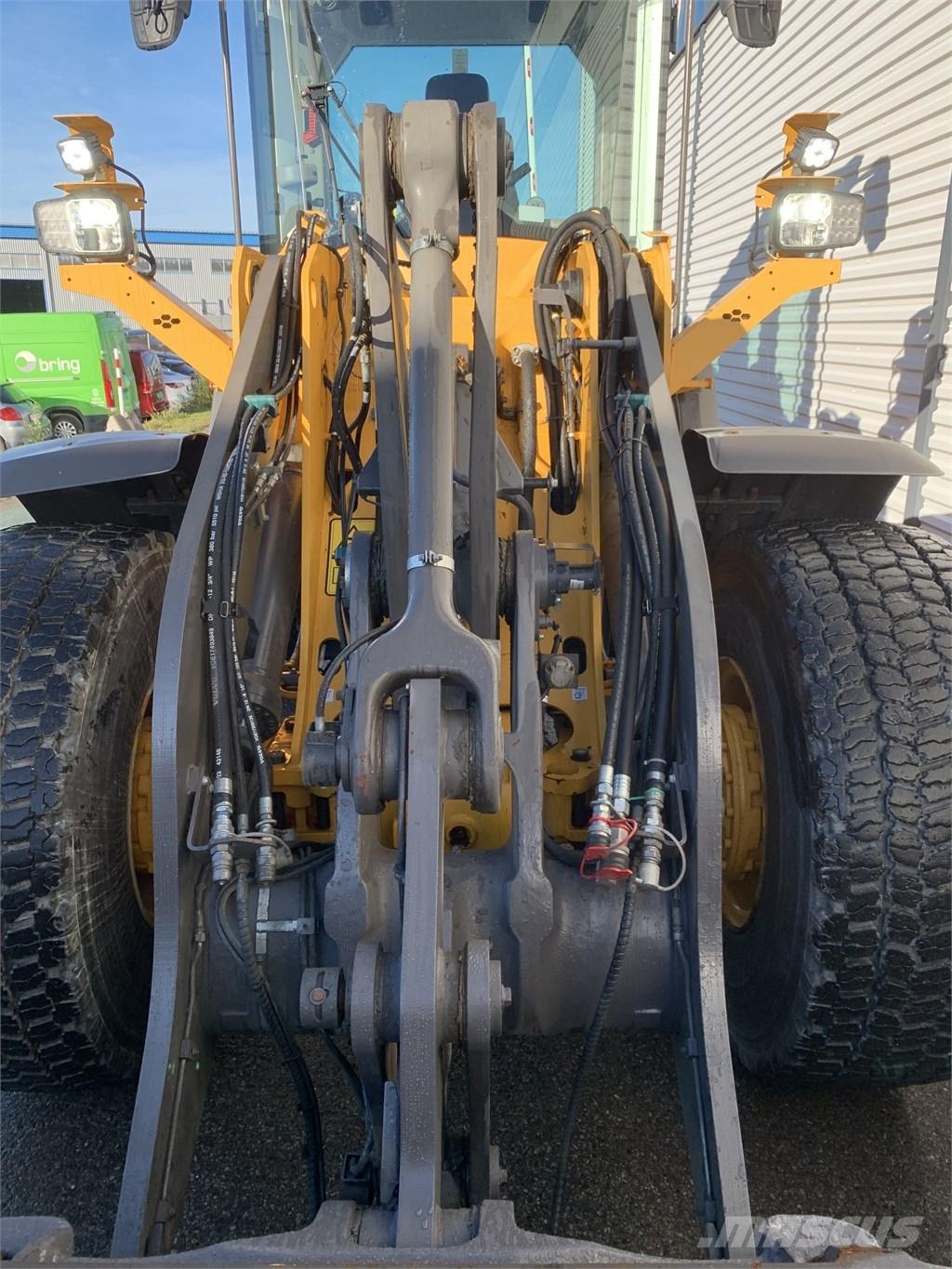 Volvo L90H Wheel Loaders