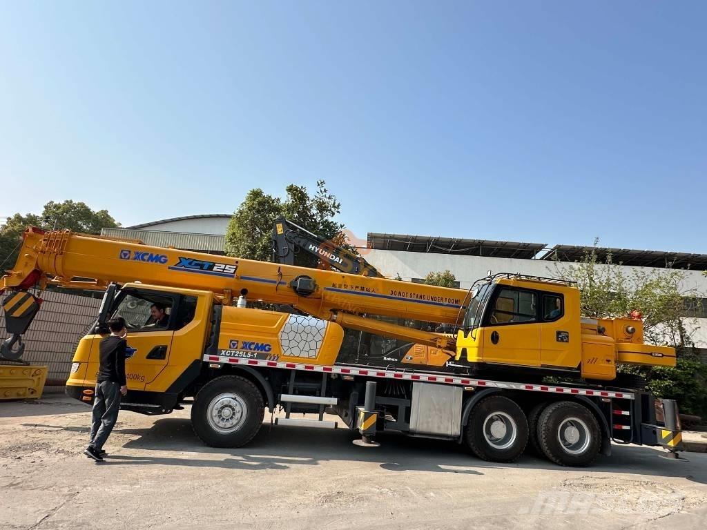 XCMG XCT 25 Mobile and all terrain cranes