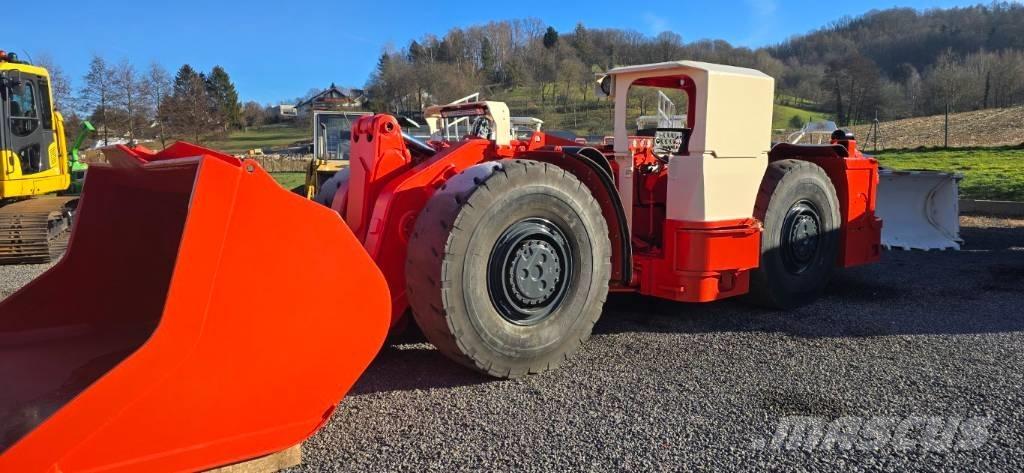 Toro 400 Mining Loaders