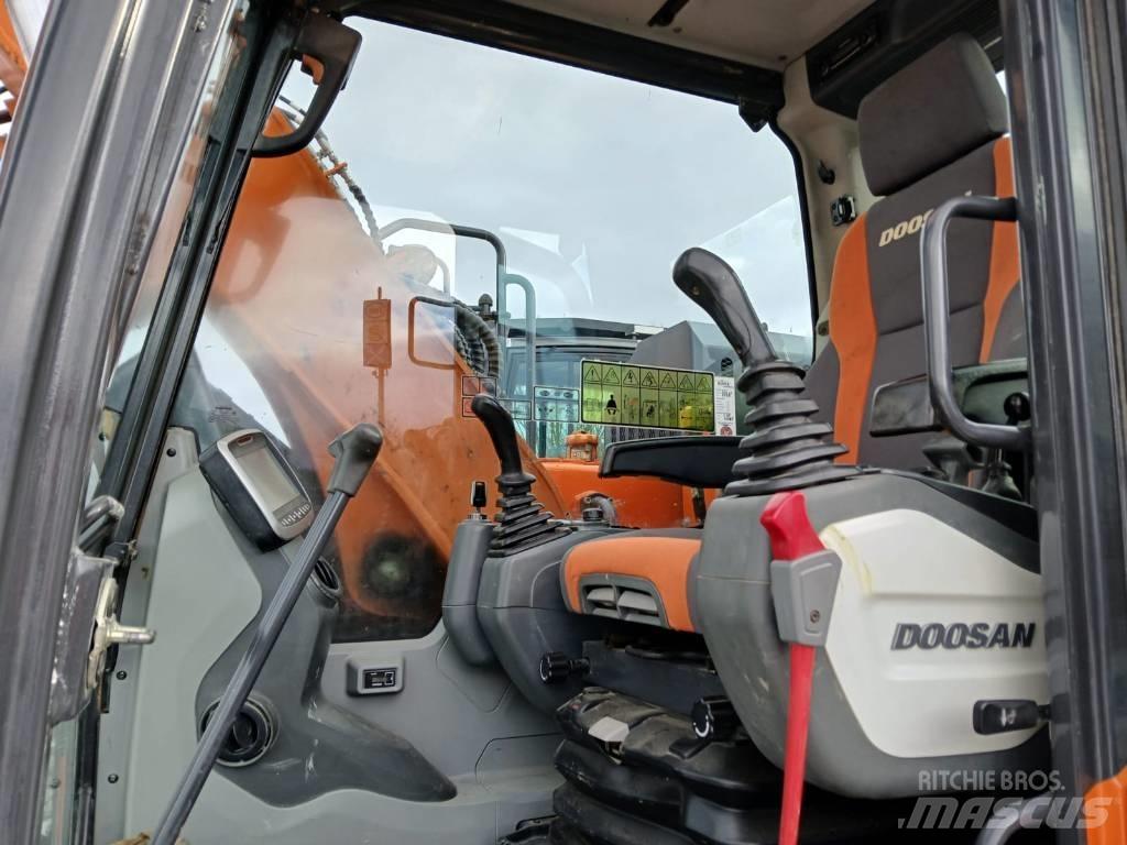 Develon DX 140 LCR-5 Crawler Excavators