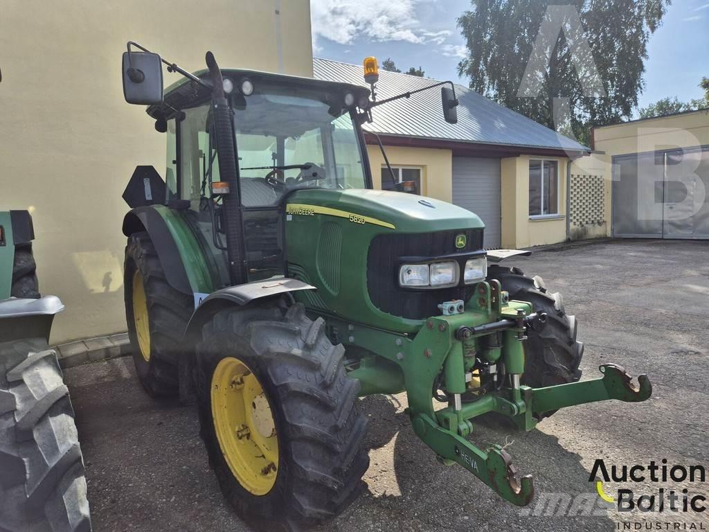John Deere 5820 Tractors