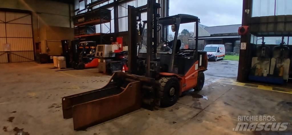 Toyota 8FBMHT60 Electric Forklifts