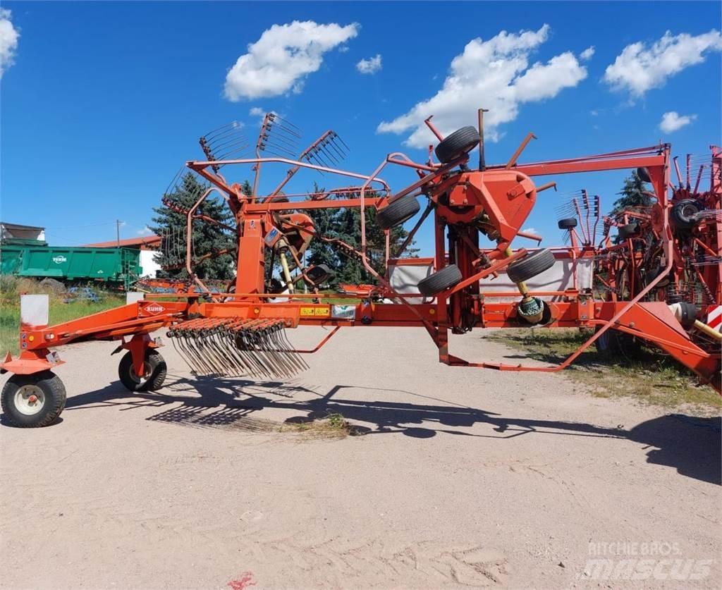 Kuhn GA 7302 Swathers \ Windrowers
