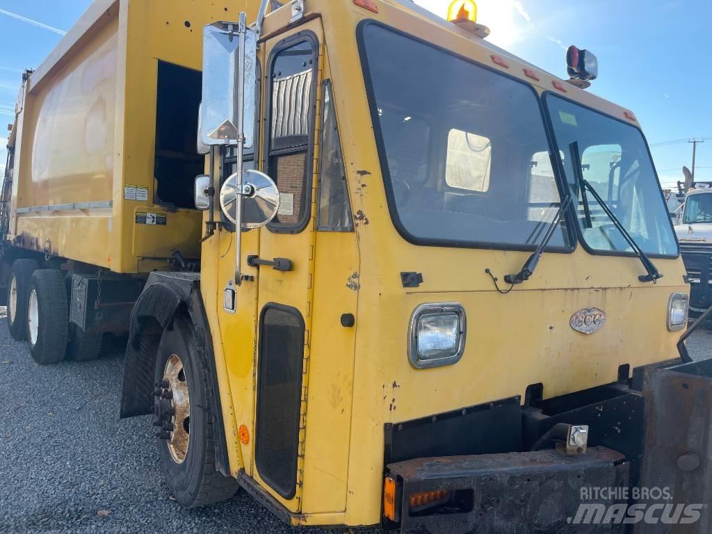 CCC LOW ENTRY Garbage Trucks / Recycling Trucks