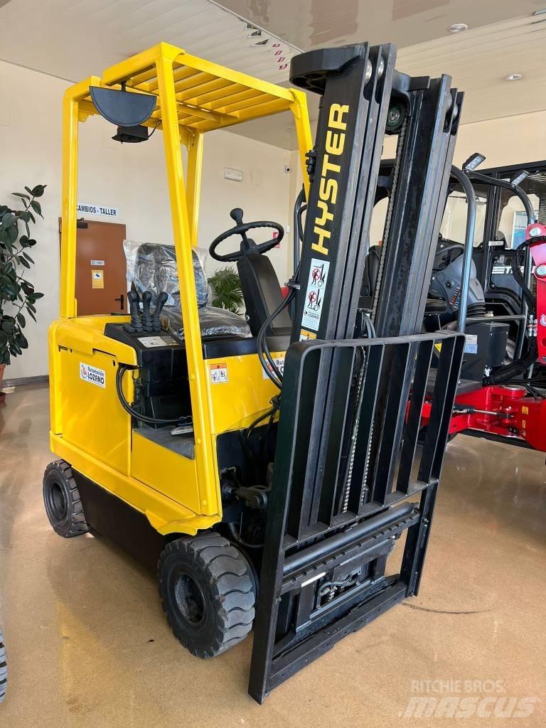 Hyster E 1.50 XM Electric Forklifts