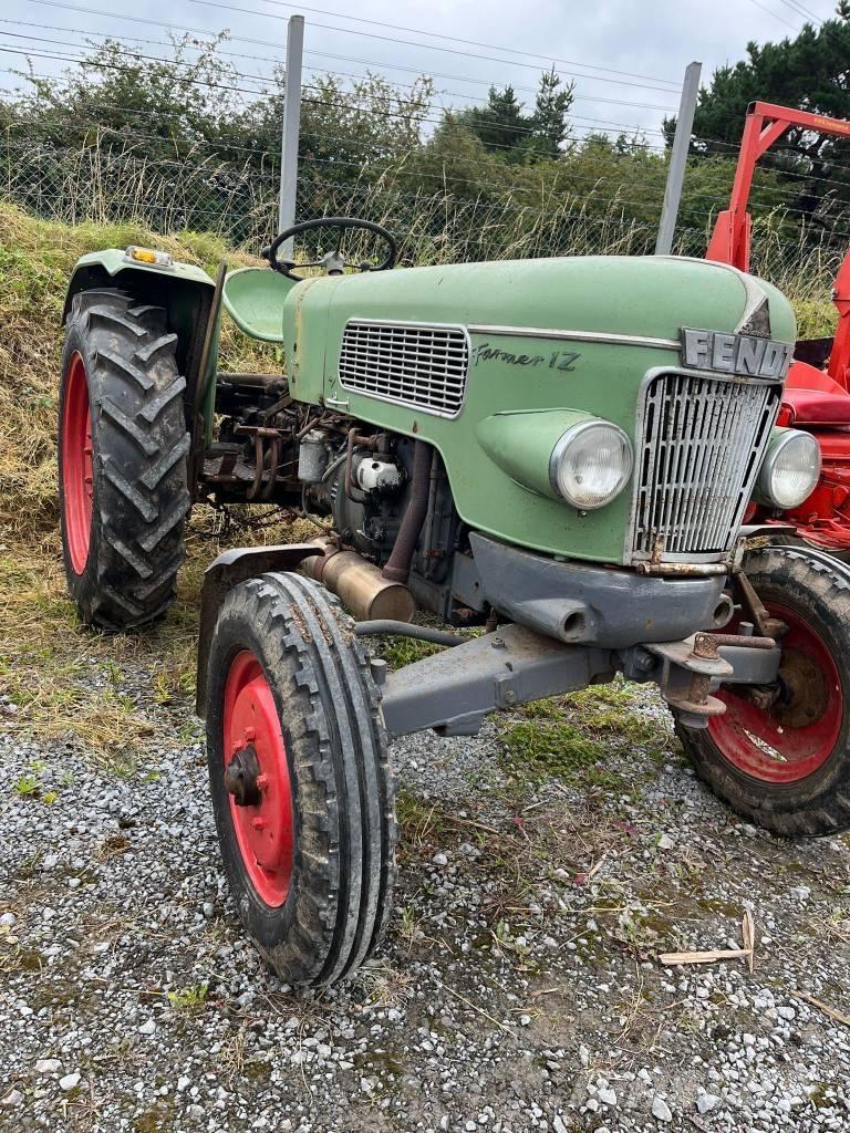 Ford 7810 Tractors