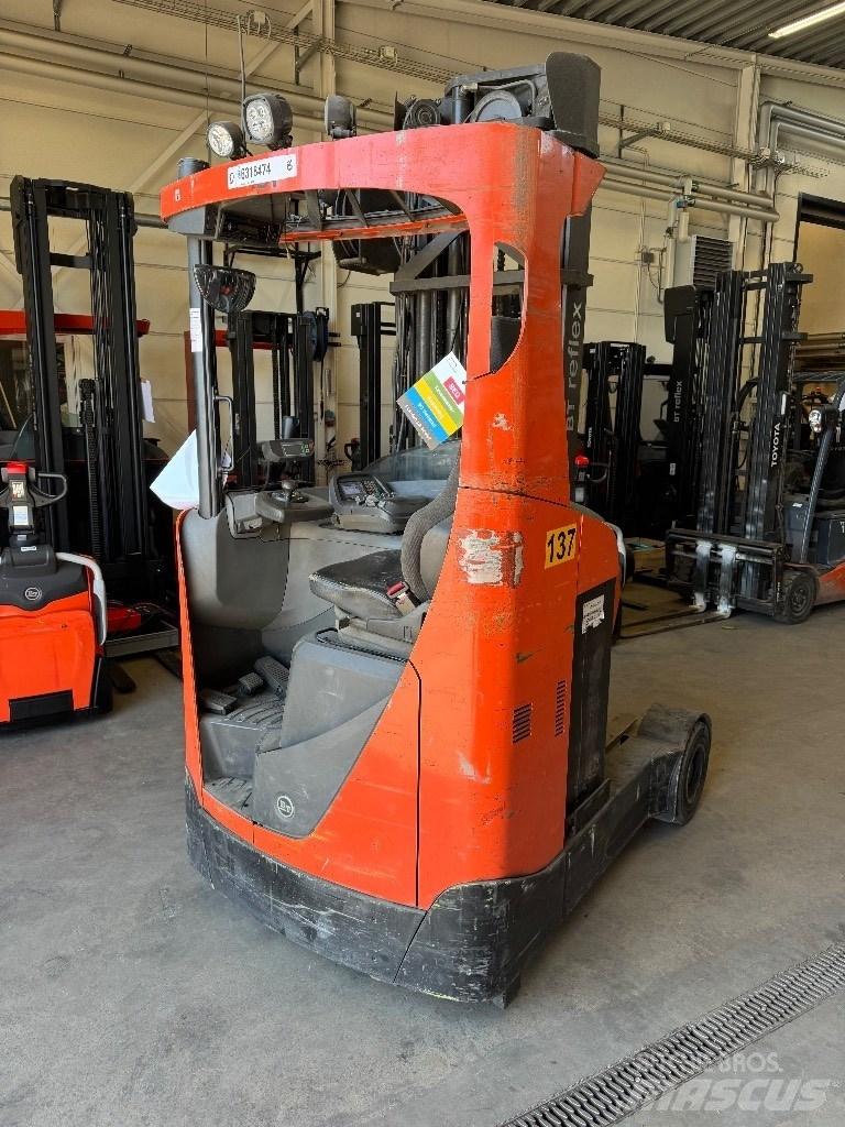 Toyota RRE160R Reach trucks