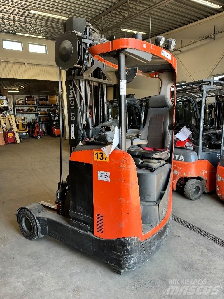 Toyota RRE160R Reach trucks