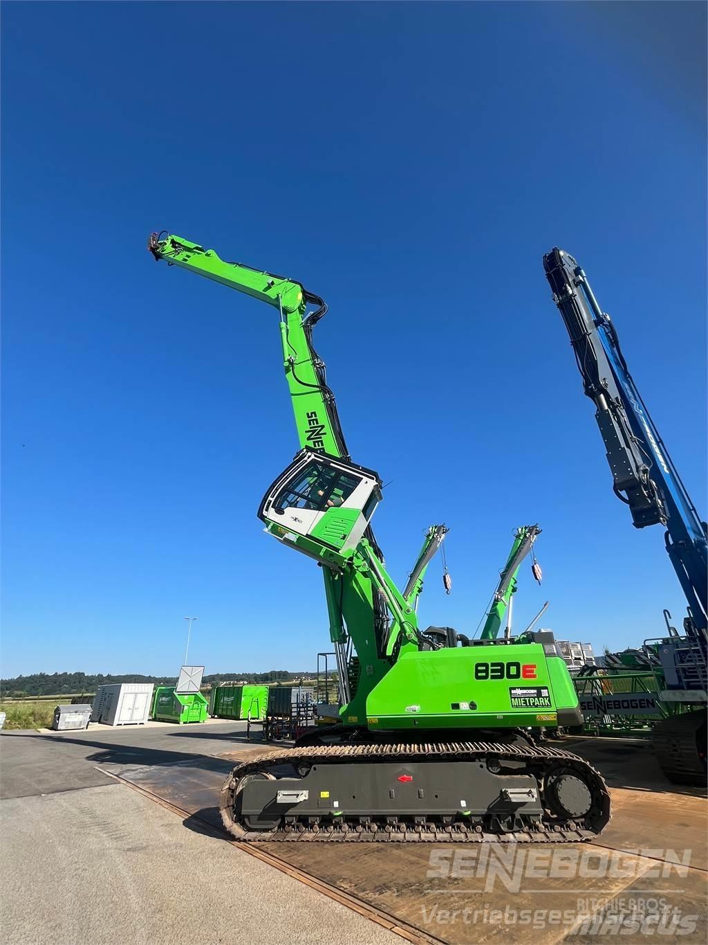 Sennebogen 830 R Demolition