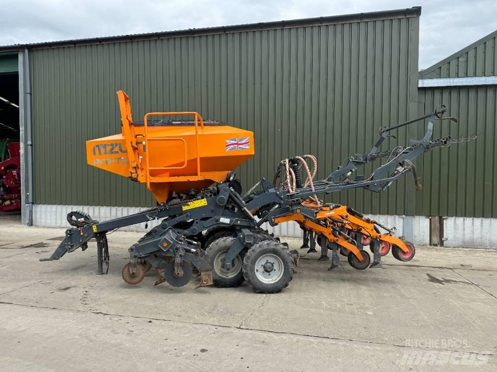  Mzuri pro-til 3T Farm Drills