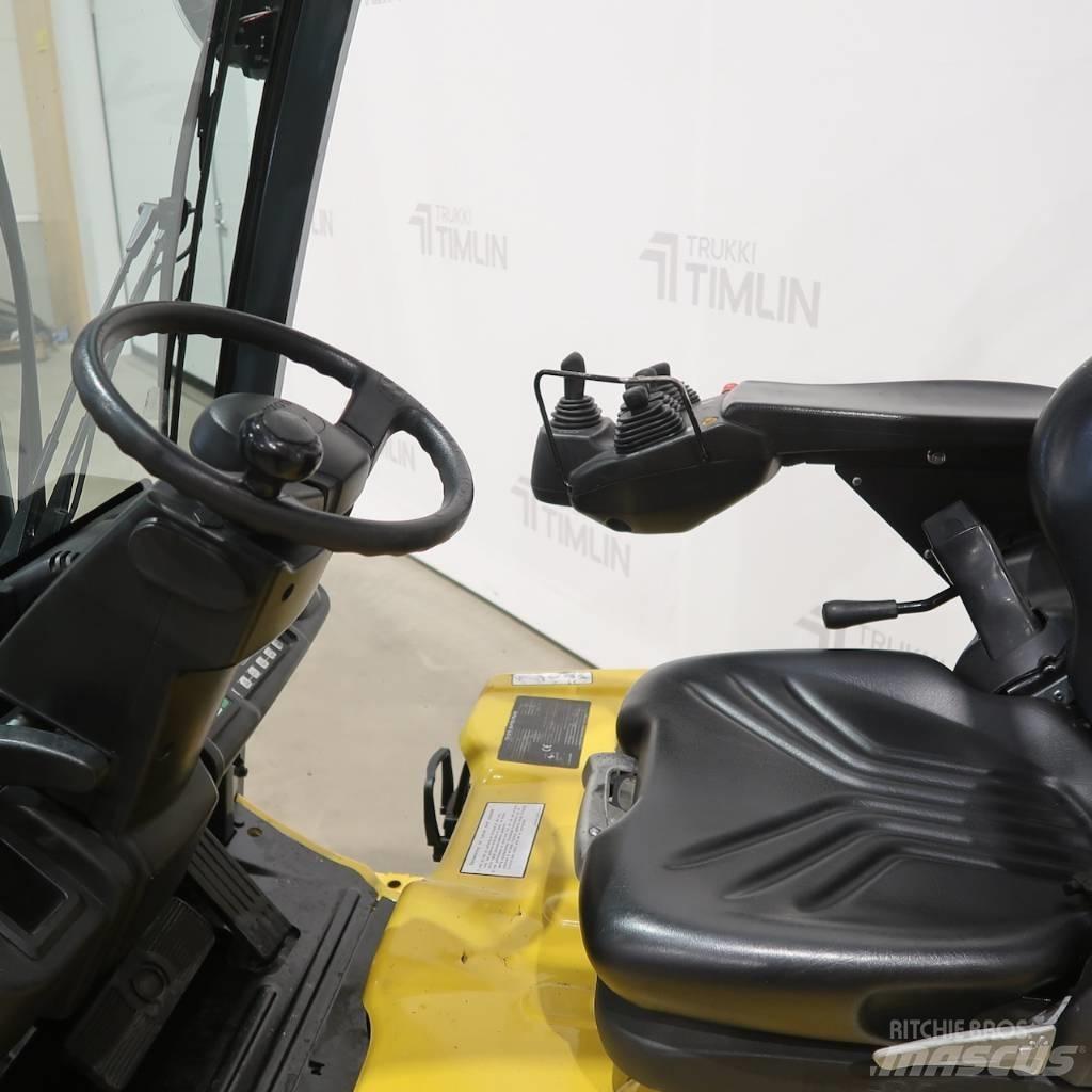 Toyota 8FBM20T Electric Forklifts