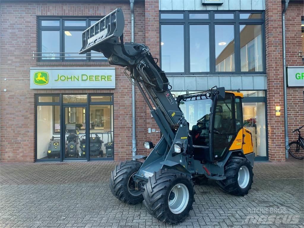 GiANT V5003 Telescopic Handlers