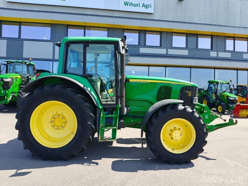 John Deere 6620 Tractors