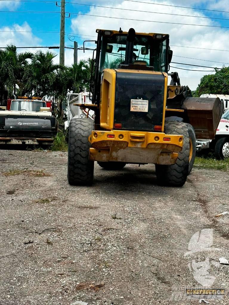 CAT 930 H Wheel Loaders