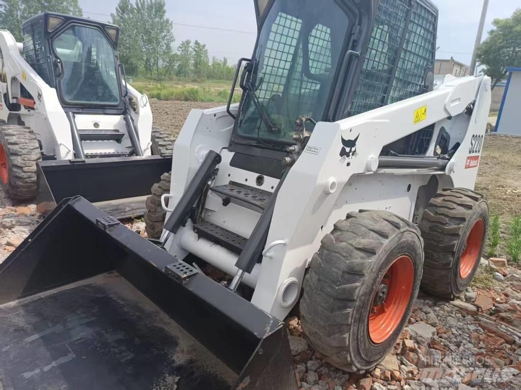 Bobcat S 220 Skid Steer Loaders