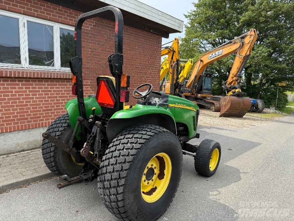 John Deere 4520 Compact tractors