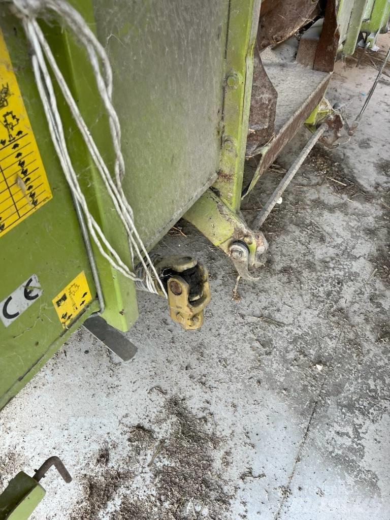 CLAAS RU 600 Foragers