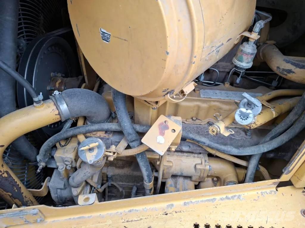 CAT D 6 R Crawler dozers