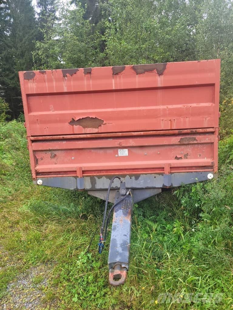 Tuhti M110 Tip Trailers