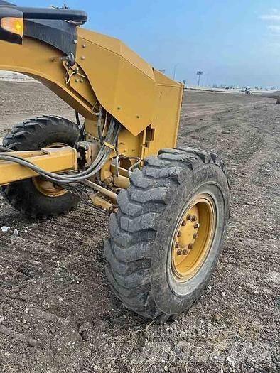 CAT 140M2 Motor Graders