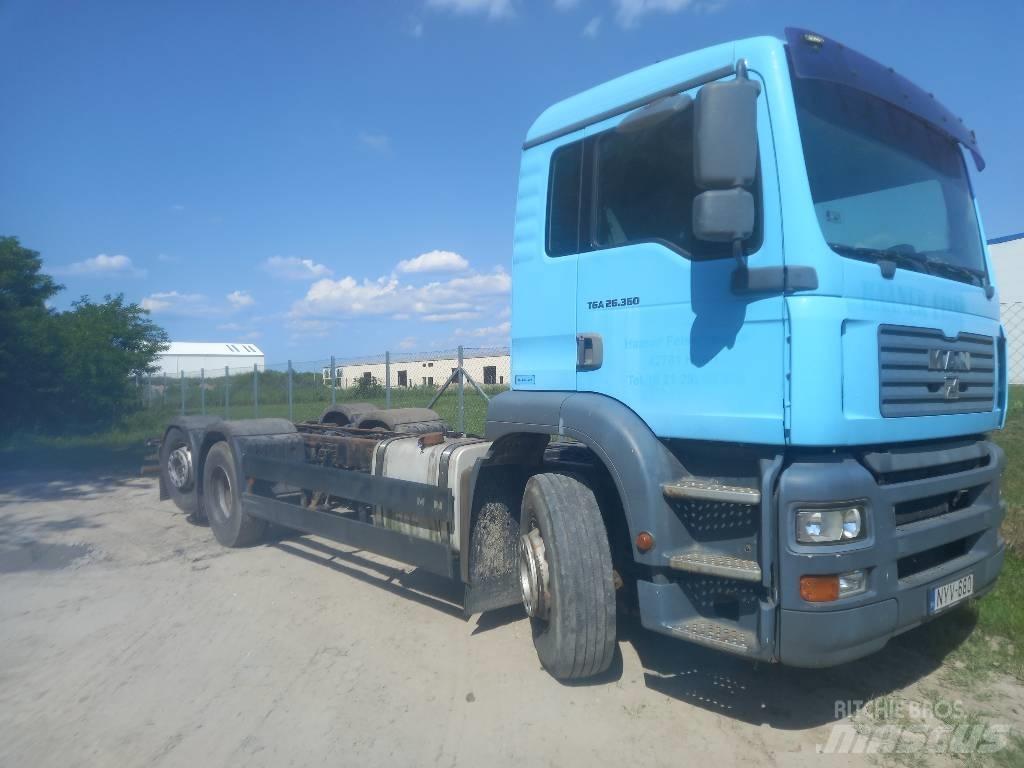 MAN 26.363 FNLC Cab & Chassis Trucks