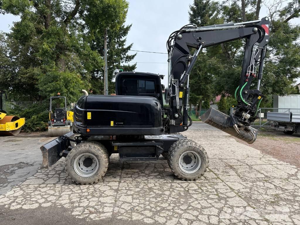 Yanmar B 110 W Wheeled Excavators