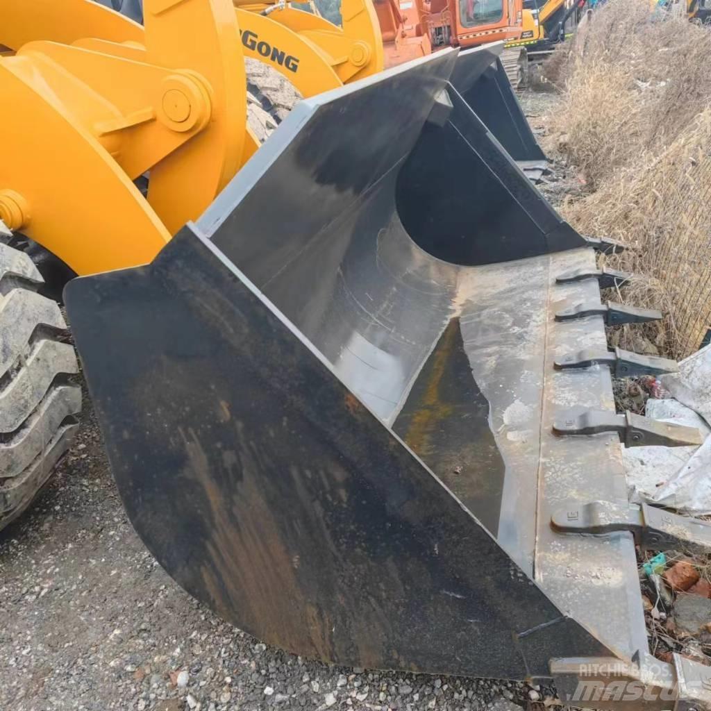 LiuGong CLG 856H Wheel Loaders