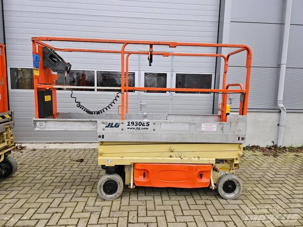JLG 1930 ES Scissor Lifts