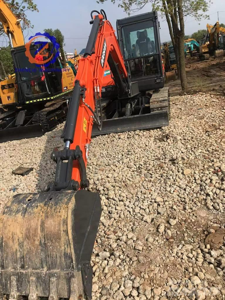 Doosan DX 60 Mini Excavators <7t (Mini Diggers)