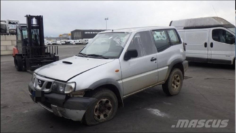 Nissan Terrano II Automobiles / SUVS